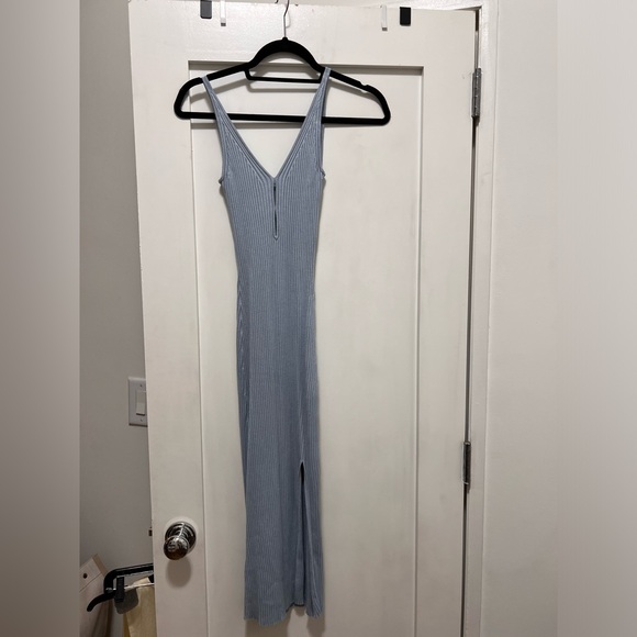 Abercrombie and Fitch Knit Keyhole Midi Dress - Picture 3 of 5